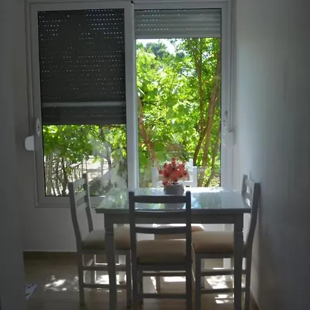 In Guest - Welcomen In Vila Sinomati - 3 * Vlorë