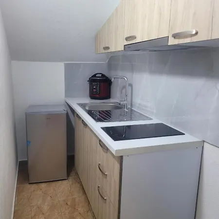 Penzion In Guest - Welcomen In Vila Sinomati - 3 *
