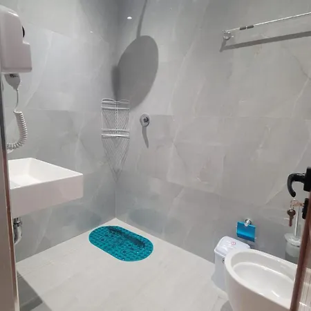 Penzion In Guest - Welcomen In Vila Sinomati - 3
