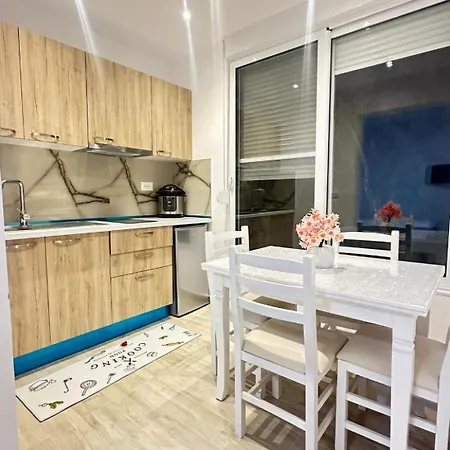 In Guest - Welcomen In Vila Sinomati - 3 Penzion Vlorë
