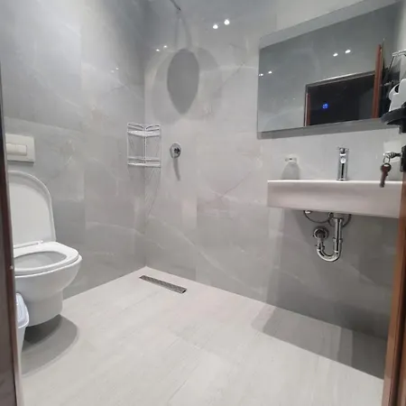 In Guest - Welcomen In Vila Sinomati - 3 Vlorë
